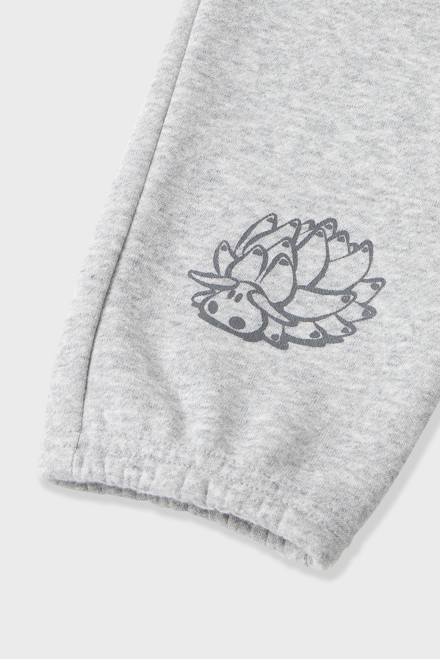 Leaf Sheep Sweatpants