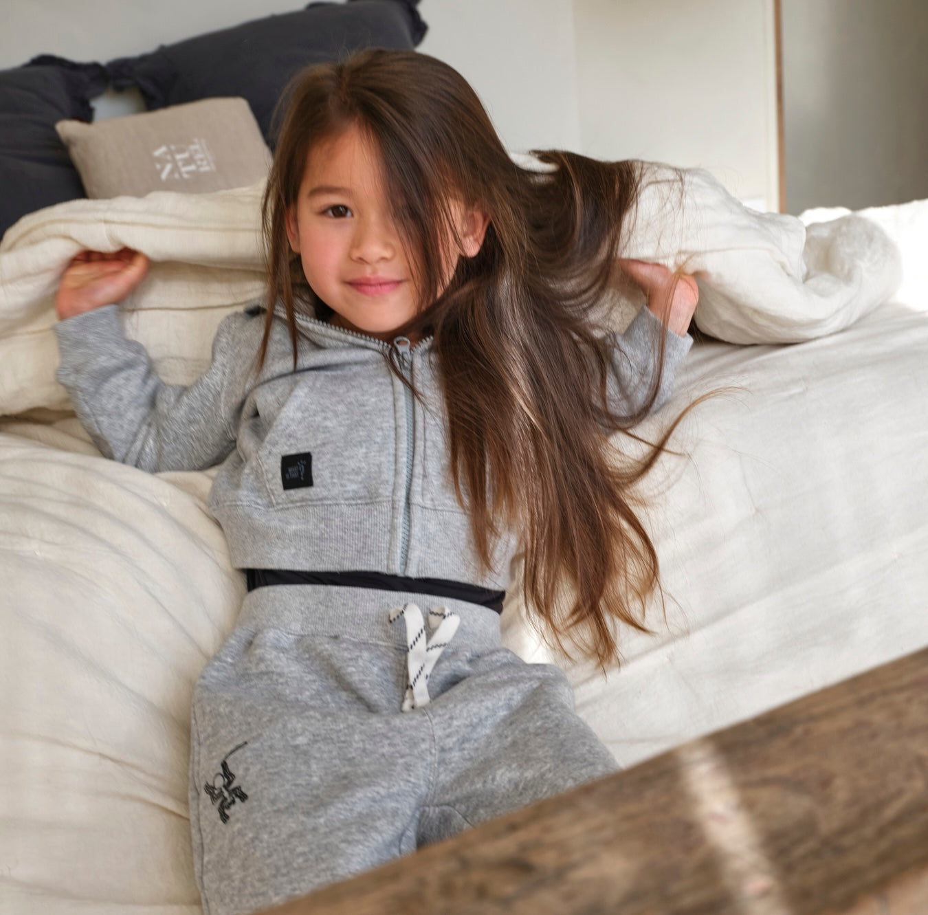 Nasca Embroidered Zip-Up Hoodie