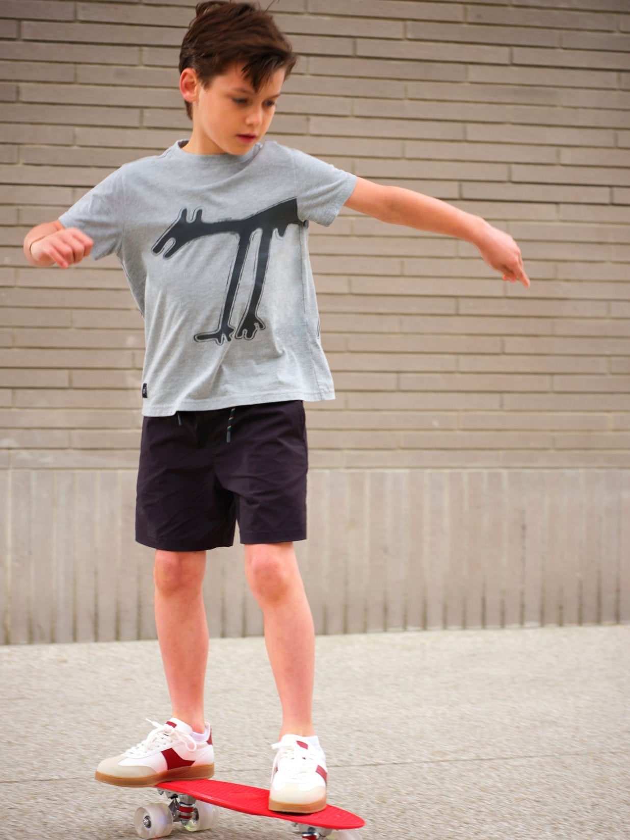 Nasca Dog Graphic Tee